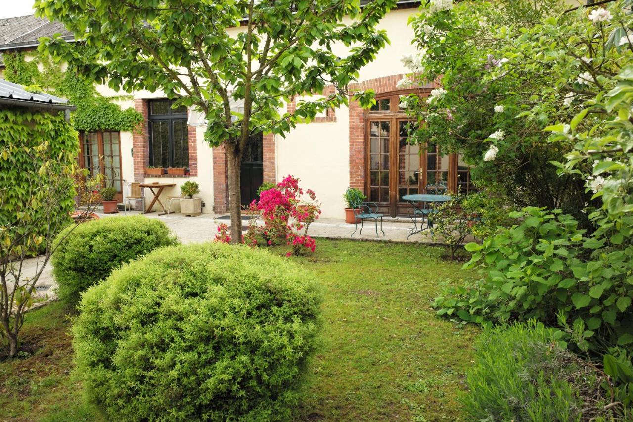沙特尔Les Crepinieres住宿加早餐旅馆 外观 照片